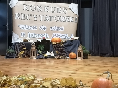 Konkurs Recytatorski  ''Wiersz się mieni w kolorach jesieni''